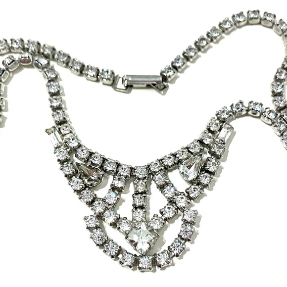 Vintage Crystal Collar Necklace - Picture 3 of 4